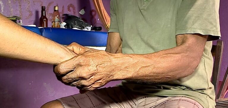 Benzedeiros e rezadeiras mantêm viva tradição de cura em Manaus