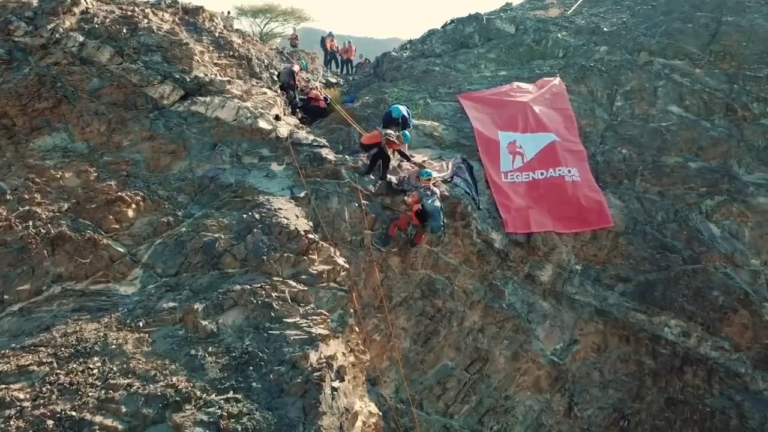 Diretor dos Legendários Amazonas afirma que grupo retido em Dubai está seguro e pede tranquilidade às famílias