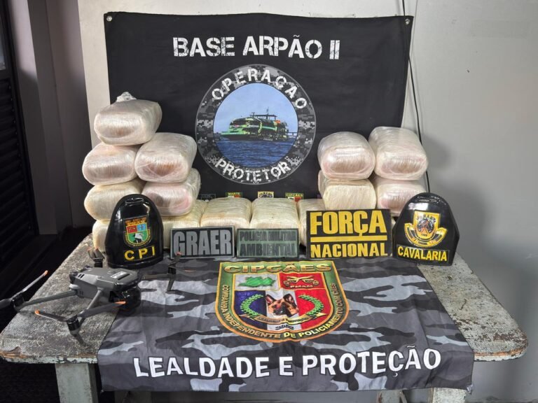 Base Arpão 2: Com o apoio de cão policial, PM apreende mais de 40 kg de entorpecentes