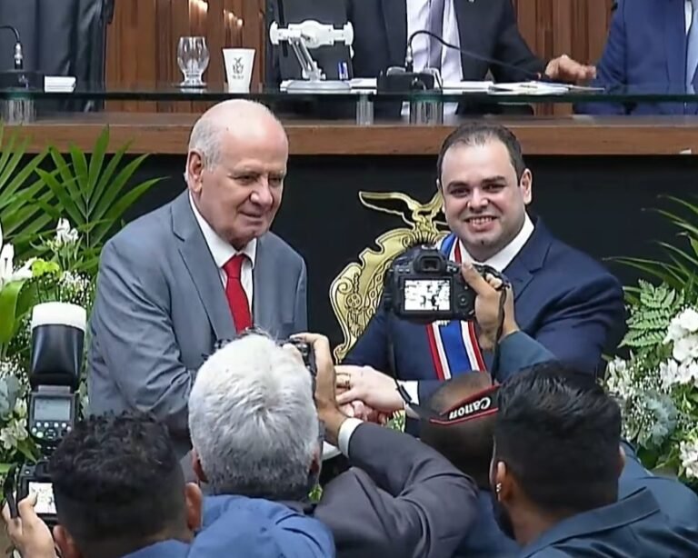 Roberto Cidade toma posse como governador do Amazonas e promete gestão focada em saúde, segurança e responsabilidade fiscal