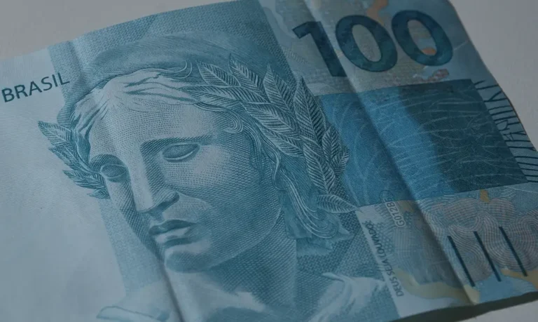 Caixa renegocia R$ 5,5 bilhões em dívidas pelo Desenrola