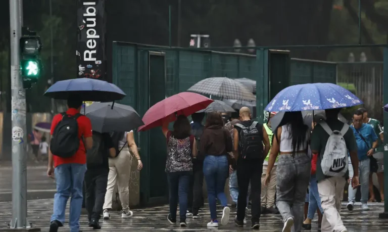 Inmet prevê pancadas de chuva em áreas de todas as regiões do Brasil